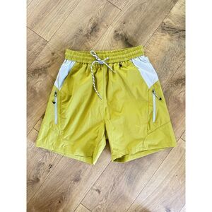 GONGGAR SLATELINE L NWOT water-repell ripstop hiking shorts Yellow Cream
